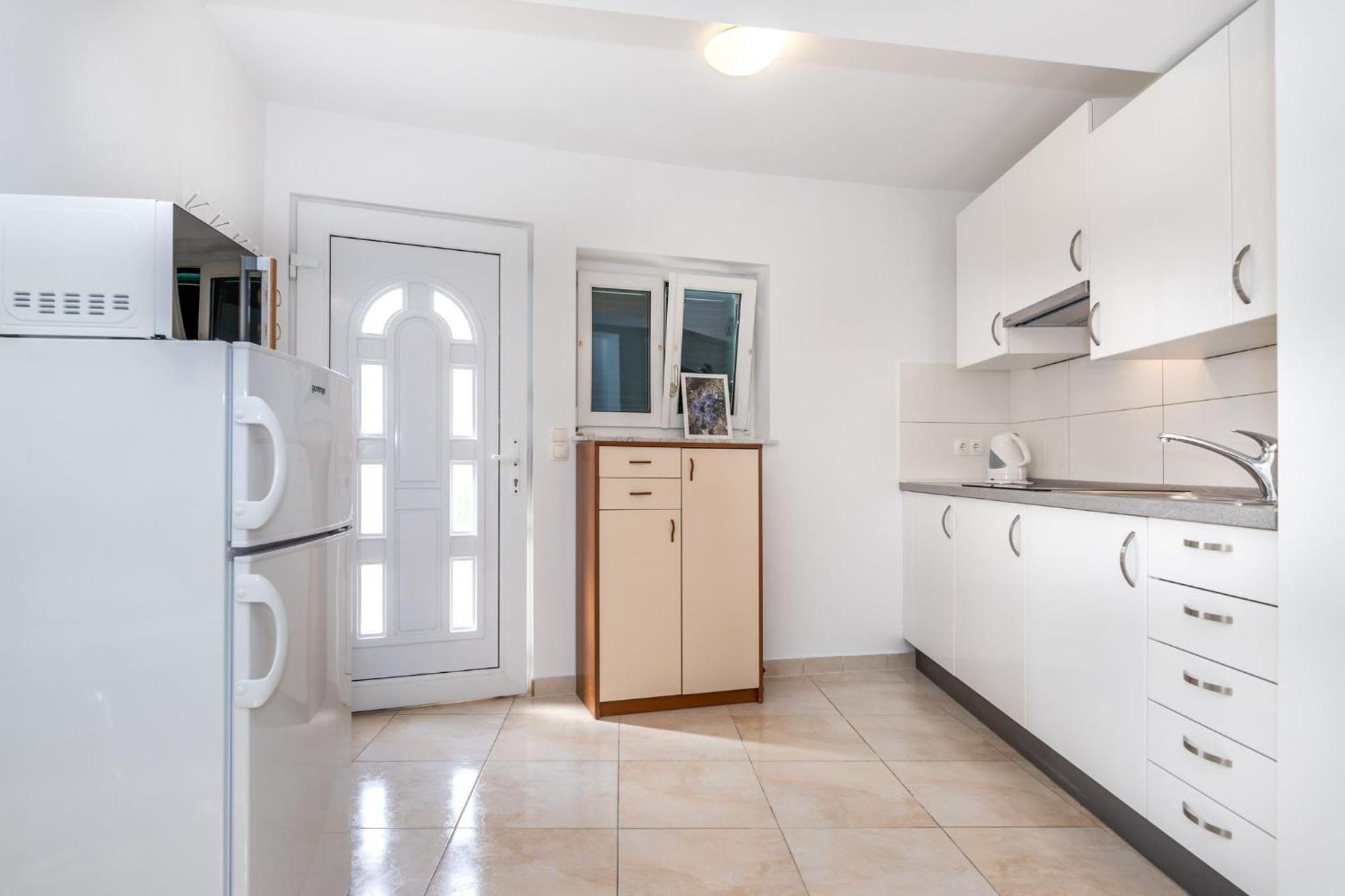 Apartments Oleander Kricin باشْكا المظهر الخارجي الصورة