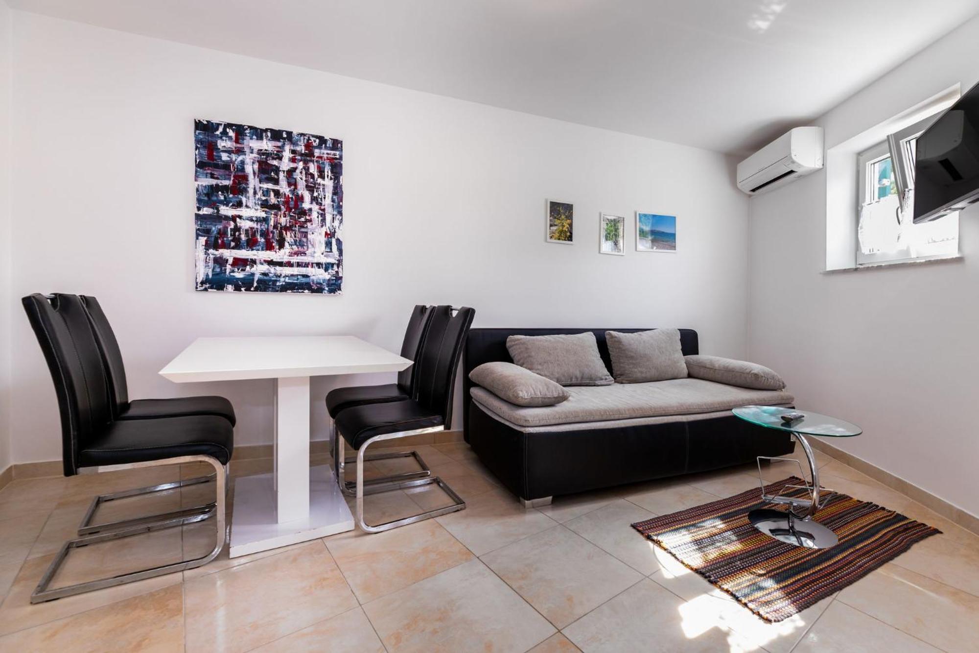 Apartments Oleander Kricin باشْكا المظهر الخارجي الصورة