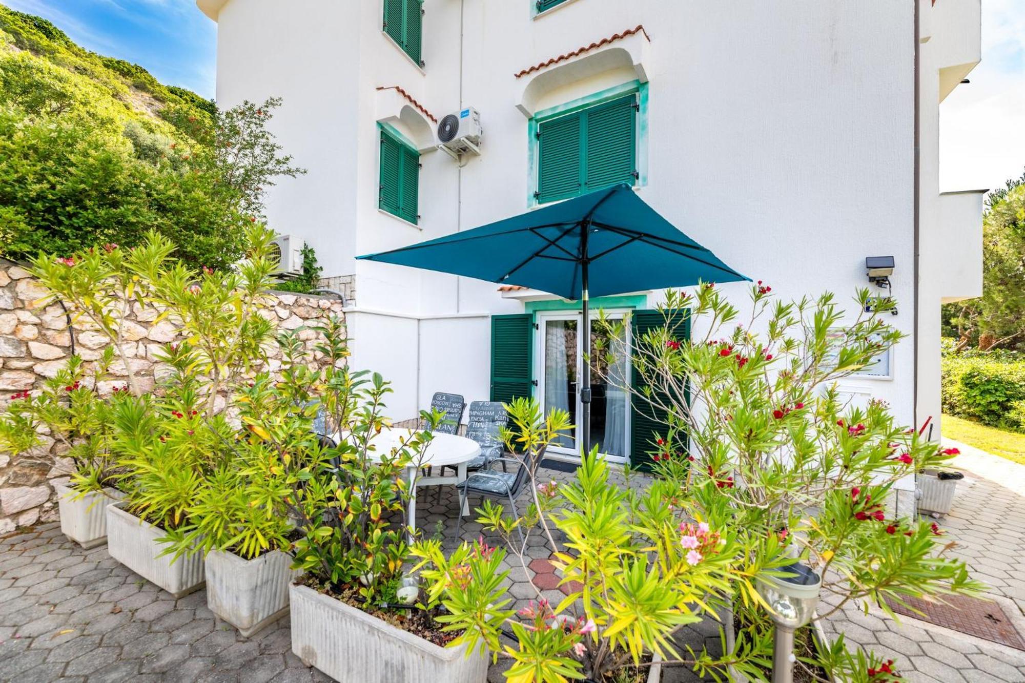 Apartments Oleander Kricin باشْكا المظهر الخارجي الصورة